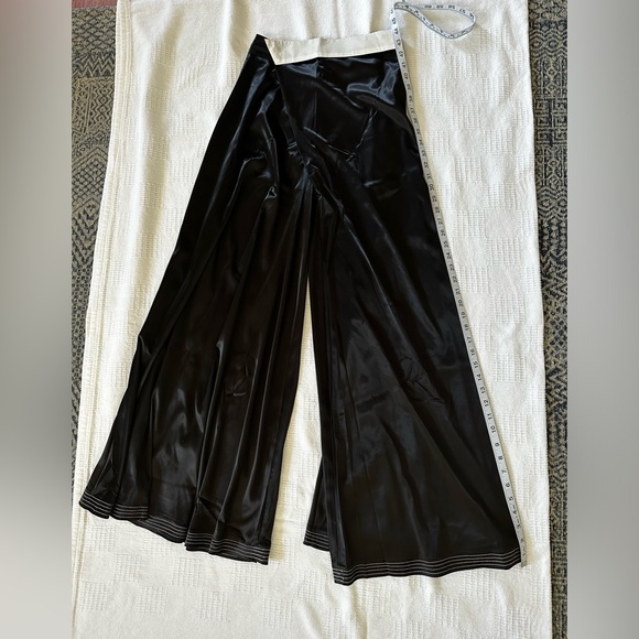 RISKY BUSINESS WRAP AROUND WIDE LEG SATIN PANT IN BLACK - Picture 11 of 11